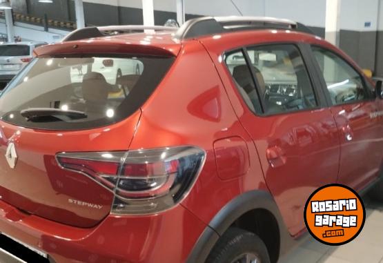 Autos - Renault SANDERO STEPWAY INTENSE 2022 Nafta 40000Km - En Venta