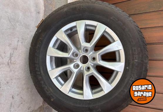 Accesorios para Autos - Rueda Amarok V6 17". Sin rodar - En Venta