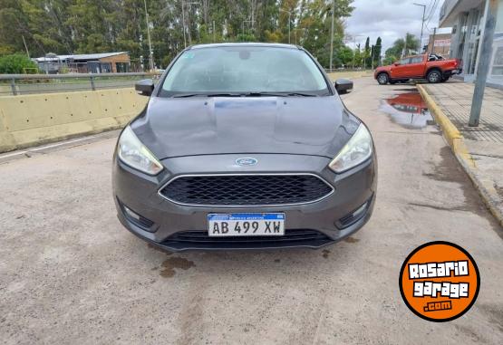 Autos - Ford Focus 4P 1.6L N S 2017 Nafta 104000Km - En Venta