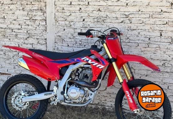 Motos - RVM Cz 250 T Pro 2025 Nafta 1450Km - En Venta