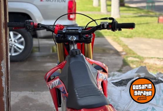 Motos - RVM Cz 250 T Pro 2025 Nafta 1450Km - En Venta