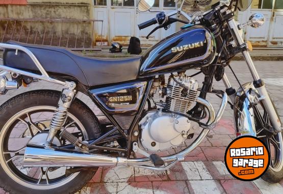 Motos - Suzuki 125 h 2016 Nafta 29400Km - En Venta