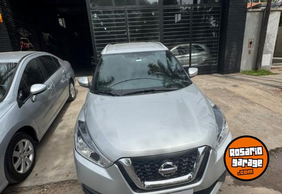 Autos - Nissan Kicks Sence MT 2021 Nafta 43800Km - En Venta