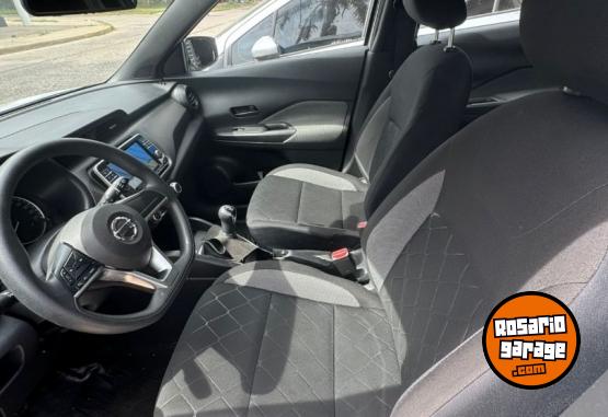 Autos - Nissan Kicks Sence MT 2021 Nafta 43800Km - En Venta