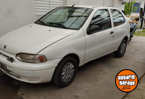 Autos - Fiat Palio 2000 Nafta 200000Km - En Venta