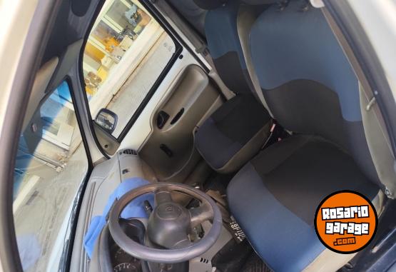 Utilitarios - Renault Kangoo 2011 Nafta 153000Km - En Venta