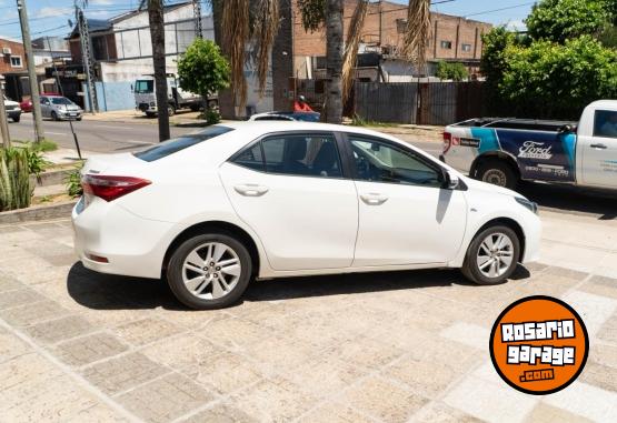 Autos - Toyota Corolla XEI CVT 2016 Nafta 100000Km - En Venta