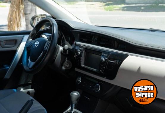 Autos - Toyota Corolla XEI CVT 2016 Nafta 100000Km - En Venta
