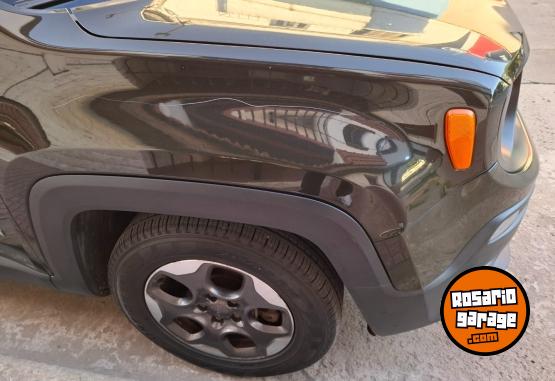 Camionetas - Jeep Renegade Sport plus 2017 Nafta 94000Km - En Venta