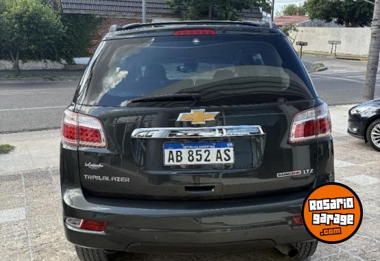 Camionetas - Chevrolet TrailBlazer LTZ 4x4 AT 2017 Diesel 186000Km - En Venta