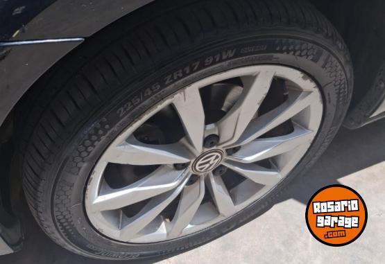 Autos - Volkswagen Golf 2017 Nafta 167000Km - En Venta