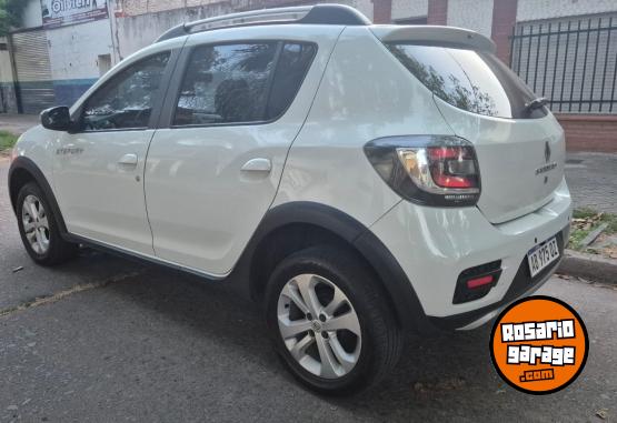 Autos - Renault Sandero stepway privilege 2017 Nafta 98000Km - En Venta