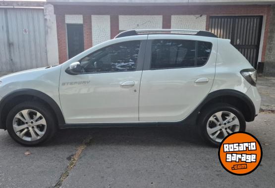 Autos - Renault Sandero stepway privilege 2017 Nafta 98000Km - En Venta