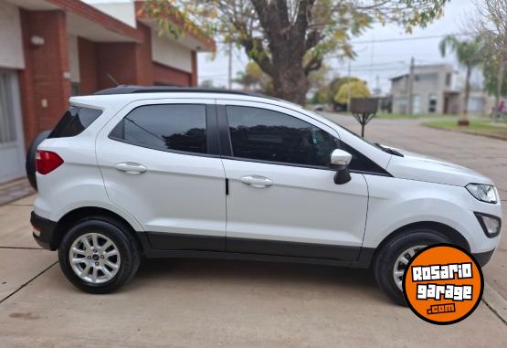 Autos - Ford ECOSPORT SE 2019 Nafta 64000Km - En Venta
