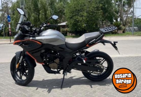 Motos - Voge 300 Ds 2022 Nafta 3400Km - En Venta