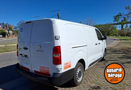 Utilitarios - Peugeot Expert HDI 2021 Diesel 152000Km - En Venta