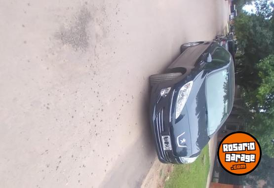 Autos - Peugeot 408 alure + navegador 2012 Nafta 90000Km - En Venta