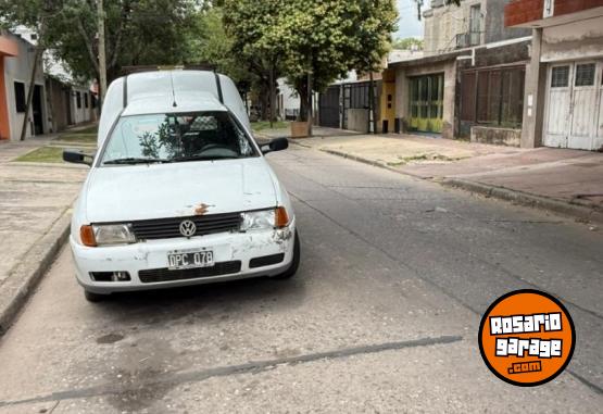 Utilitarios - Volkswagen Caddy 2001 Diesel 250000Km - En Venta