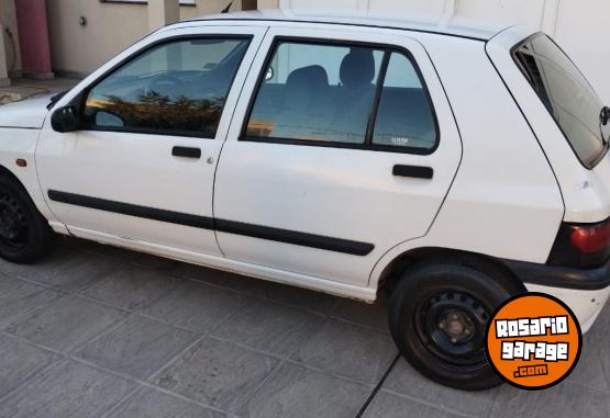 Autos - Renault Clio 96´ 1996 Nafta 172000Km - En Venta