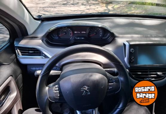 Autos - Peugeot 208 Allure 2017 Nafta 52000Km - En Venta