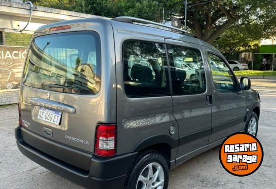 Utilitarios - Peugeot Partner Patagónica VTC Pl 2020 Diesel 118000Km - En Venta