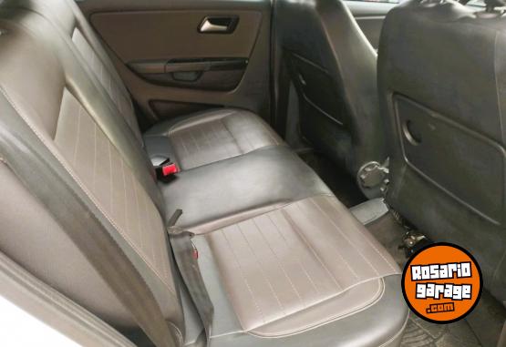 Autos - Volkswagen SURAN 2013 GNC 107000Km - En Venta