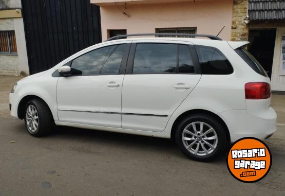 Autos - Volkswagen SURAN 2013 GNC 107000Km - En Venta