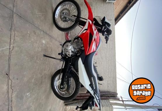 Motos - Honda Xr 150 2025 Nafta 7000Km - En Venta