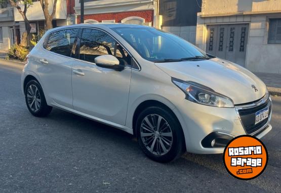 Autos - Peugeot 208 Feline 1.6 Manual 2018 Nafta 88000Km - En Venta