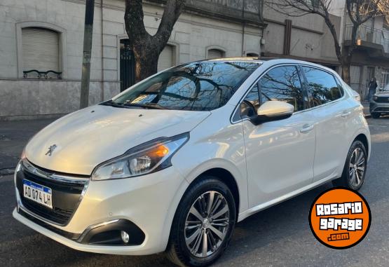 Autos - Peugeot 208 Feline 1.6 Manual 2018 Nafta 88000Km - En Venta