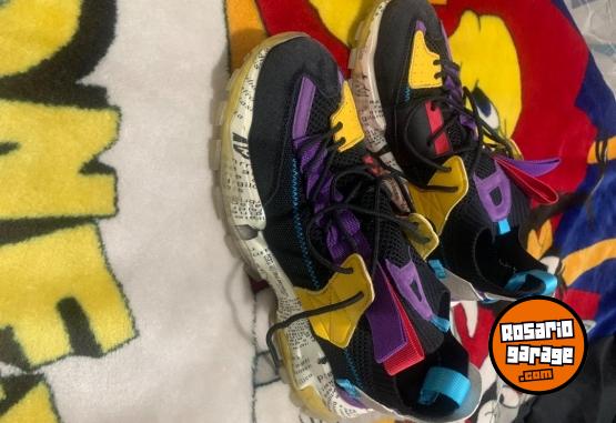 Indumentaria - Zapatillas impecable n45 - En Venta