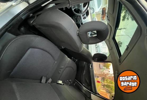 Autos - Peugeot 207 feline 2013 Nafta 110000Km - En Venta