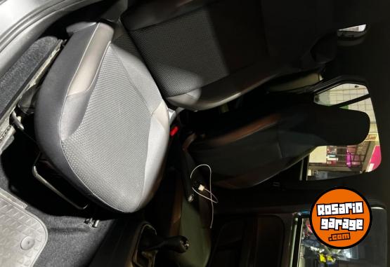 Autos - Volkswagen Up Pepper 2017 Nafta 115000Km - En Venta