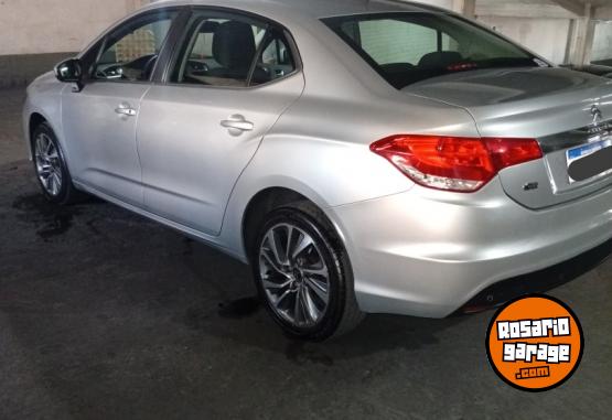 Autos - Citroen C4 lounge 2016 Nafta 100000Km - En Venta
