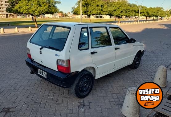 Autos - Fiat Uno 2010 GNC 170000Km - En Venta