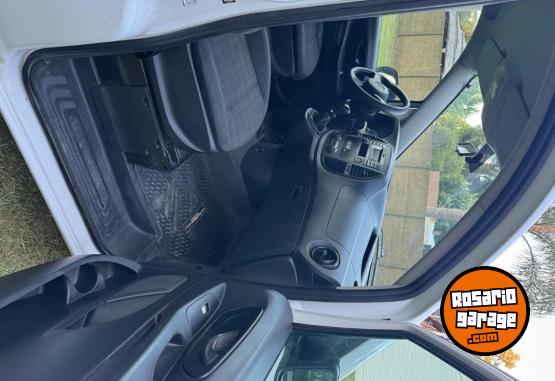 Utilitarios - Mercedes Benz Vito 2017 Diesel 250000Km - En Venta