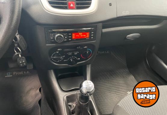 Autos - Peugeot 207 2013 Nafta 144000Km - En Venta