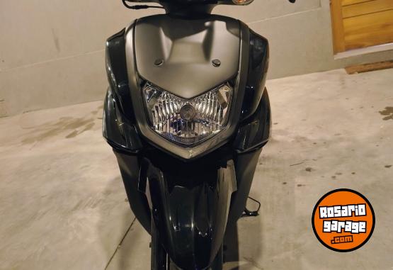 Motos - Yamaha Ray Zr 125 2024 Nafta 1500Km - En Venta
