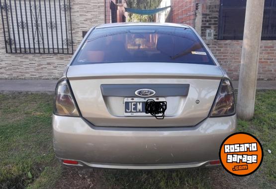 Autos - Ford 2010 2010 GNC 200000Km - En Venta