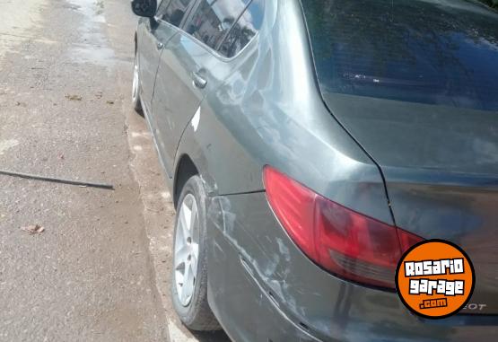 Autos - Peugeot 408 hdi Feline 2013 Diesel 169000Km - En Venta