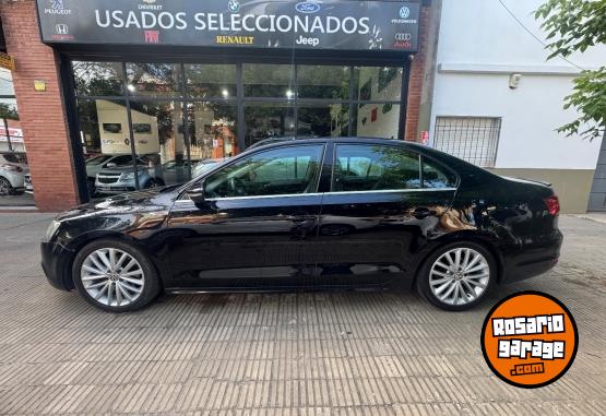Autos - Volkswagen Vento 2011 Nafta 143000Km - En Venta