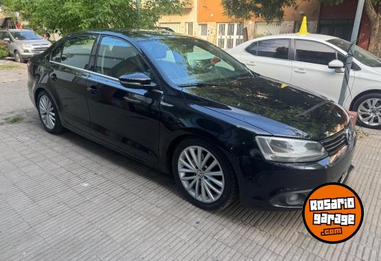 Autos - Volkswagen Vento 2011 Nafta 143000Km - En Venta