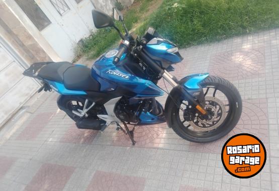 Motos - Bajaj N250 2024 Nafta 3500Km - En Venta