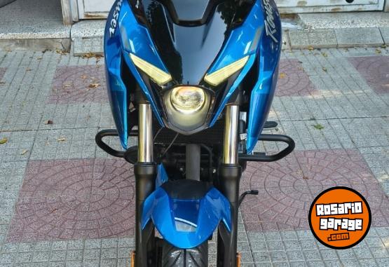 Motos - Bajaj N250 2024 Nafta 3500Km - En Venta