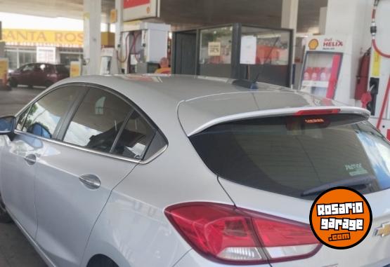 Autos - Chevrolet cruze premier 2020 Nafta 82000Km - En Venta