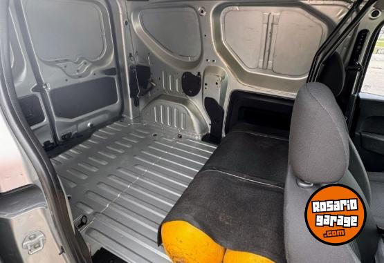 Utilitarios - Renault KANGOO II EXPRESS CONFORT 2022 GNC - En Venta