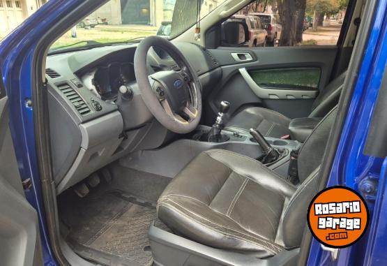 Camionetas - Ford Ranger limited permuto 2014 Diesel 210000Km - En Venta