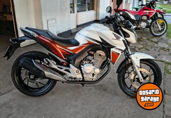 Motos - Honda Cb Twister 250 2019 Nafta 19000Km - En Venta