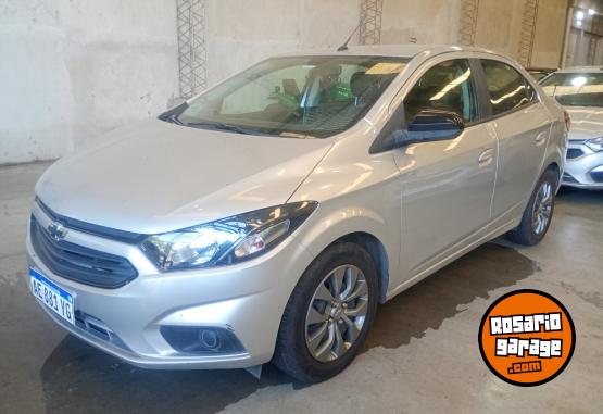 Autos - Chevrolet Onix 2021 Nafta 76000Km - En Venta