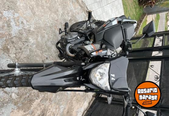 Motos - Motomel Skua 150 2024 Nafta 5500Km - En Venta